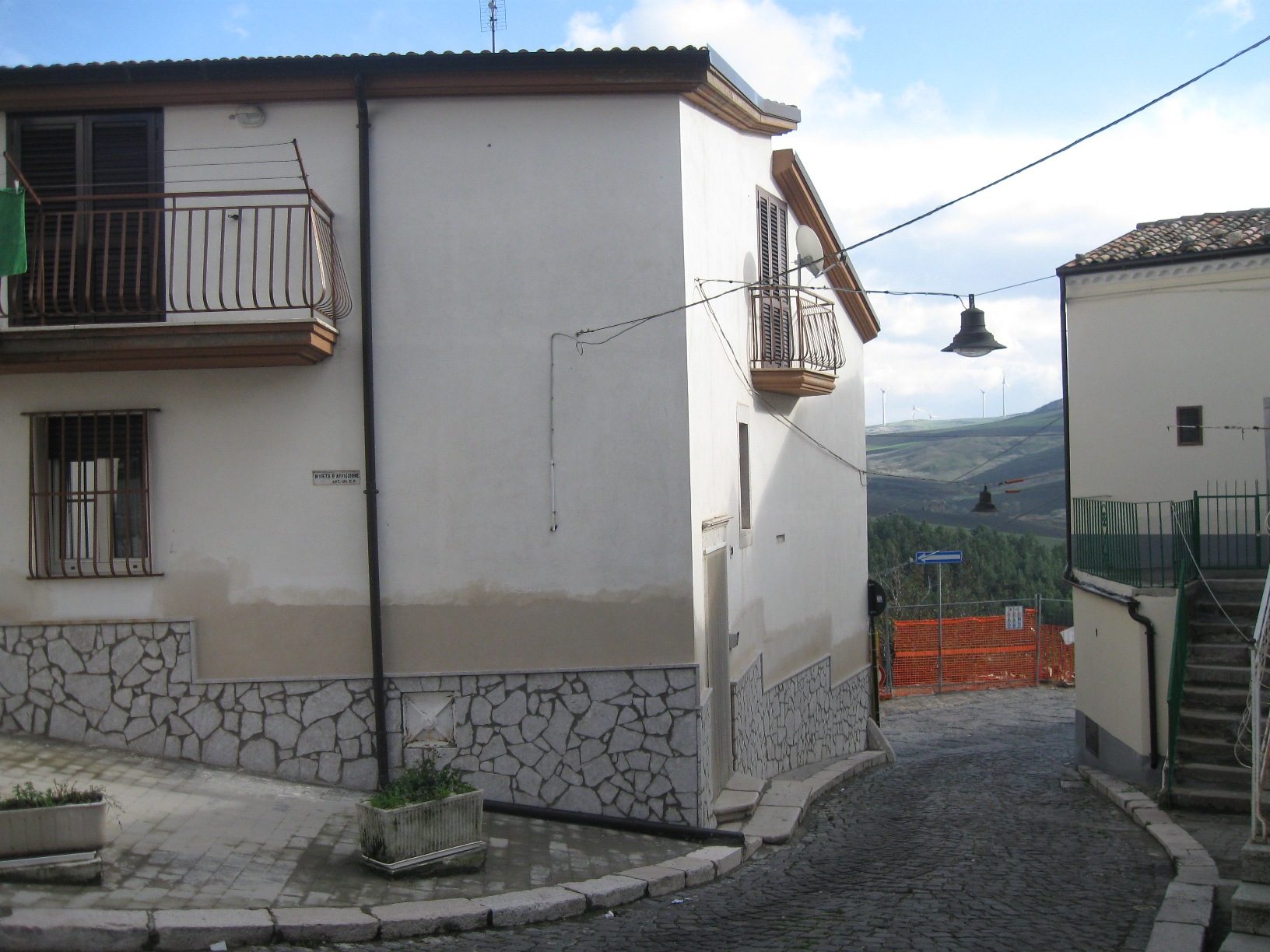Leopoldo Faretra-Case Rocchetta Sant'Antonio (9).JPG
